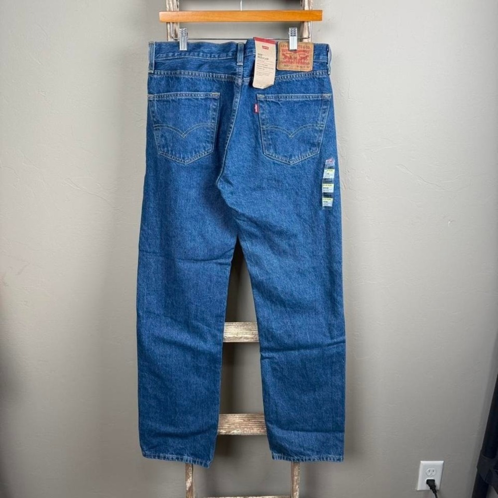 Mens Levi Strauss 505 Zip Fly Relax Fit Denim Jeans size 32x32